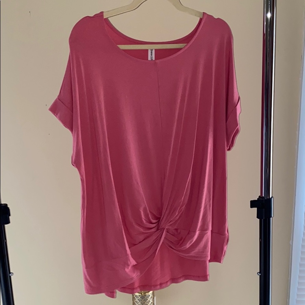 Salmon Pink T-shirt with twist front detail